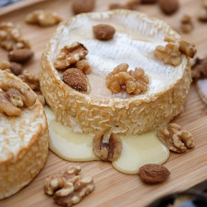 Picture of Smoked Camembert 